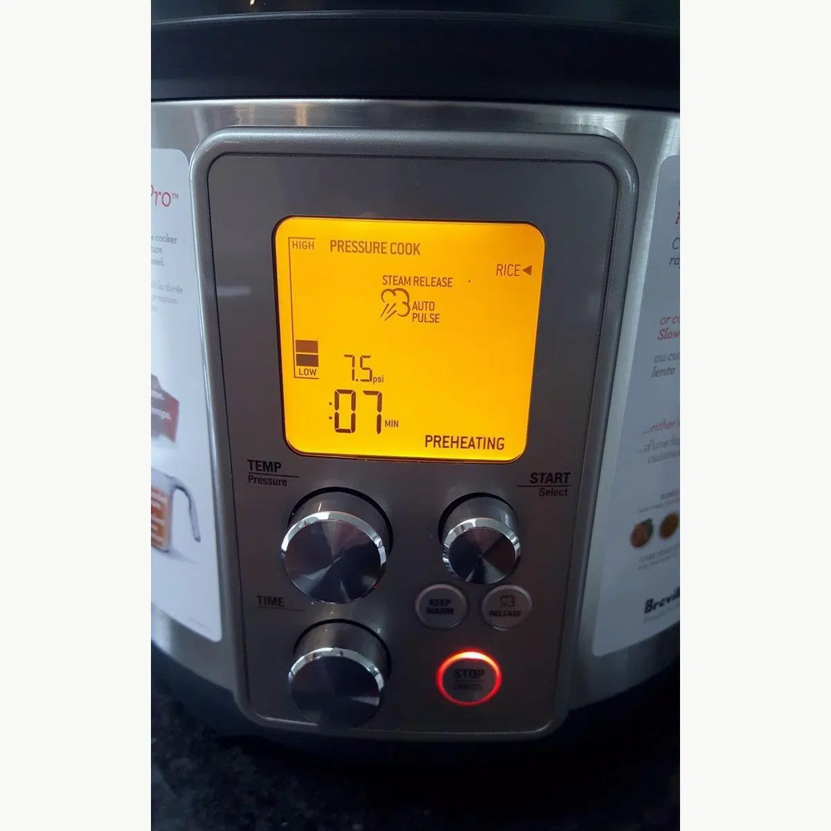 Solid pressure cooker
