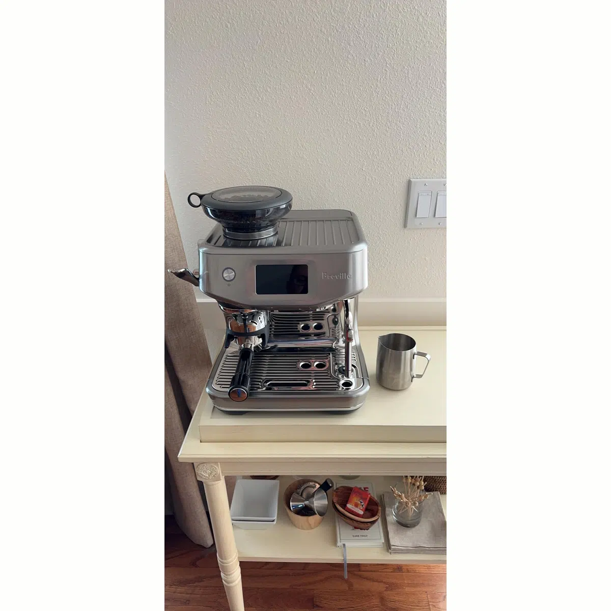 Great espresso, flimsy water tank